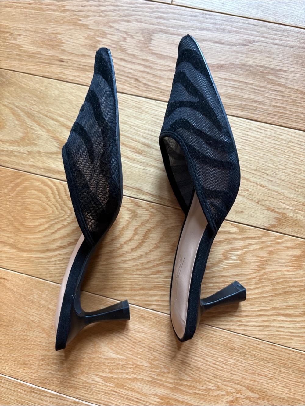 Anne Michelle Black mesh zebra Patterned Pointed-Toe Slip-On Kitten Heel Mules 7 - Picture 5 of 5